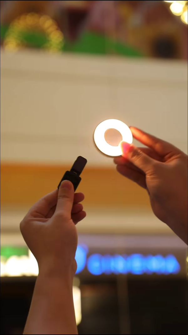 Mobile Ring Light – Perfect Lighting for Reels & Product Shots - Image 3